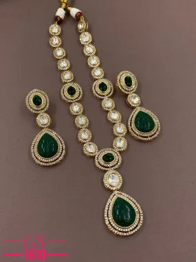 Bhavana , elegant Kundan Necklace Set for Women -NEERA001KND