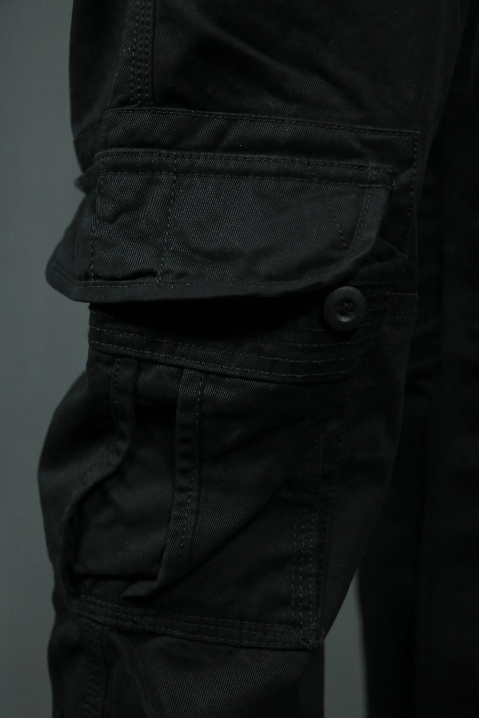 Black Colored Men Cargo Joggers | Black Cargo Pants | Tapered 6 Pocket Pants | Jordan Craig Cargo Pants For Men