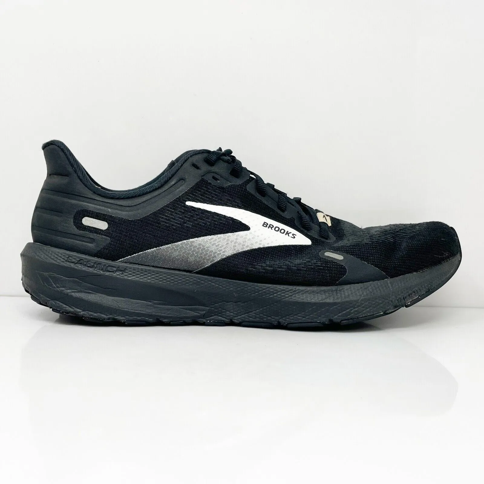 Brooks Mens Launch 9 1103861D048 Black Running Shoes Sneakers Size 11.5 D