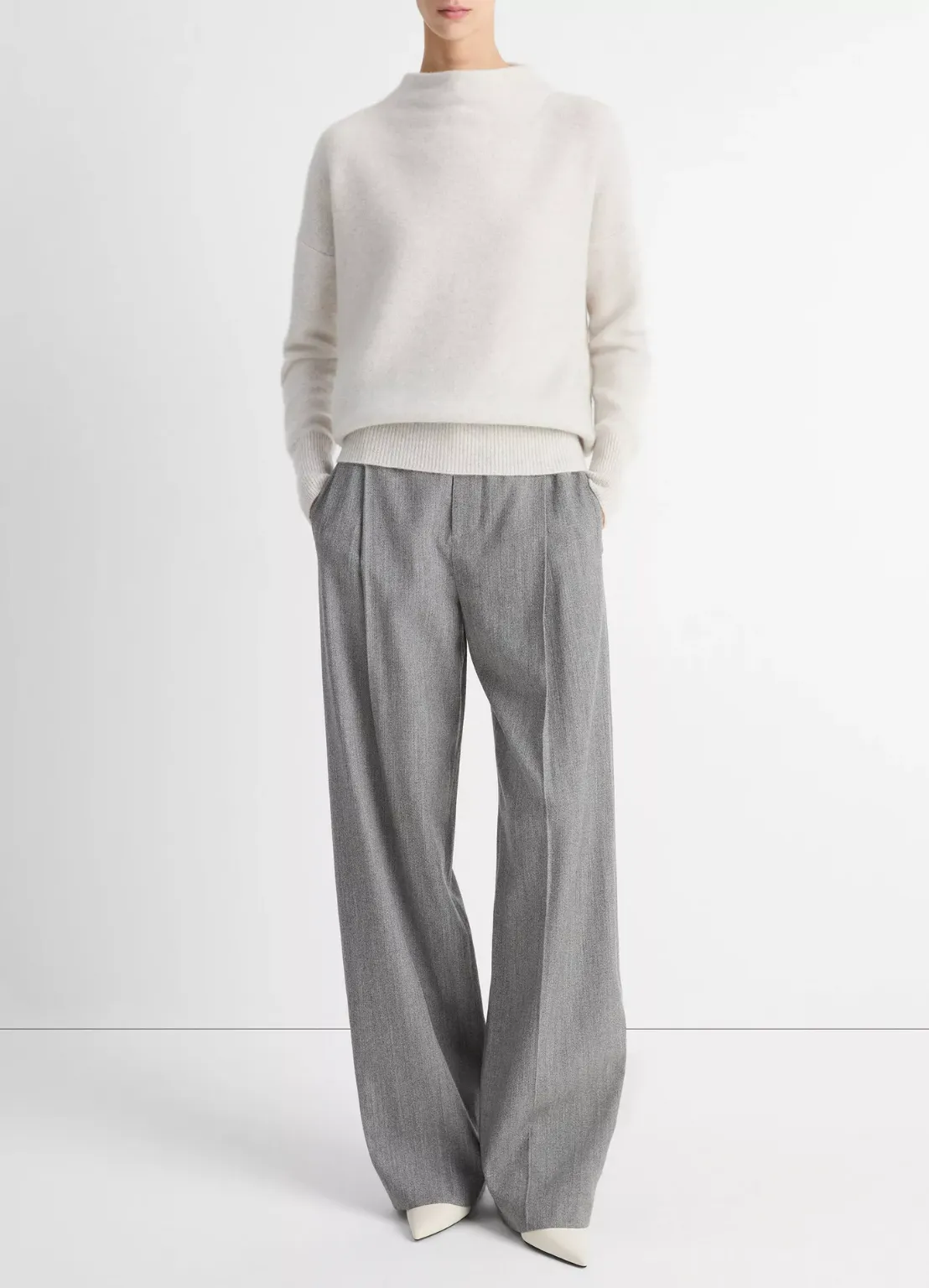 Cashmere Funnel Neck Sweater - Heather Platinum