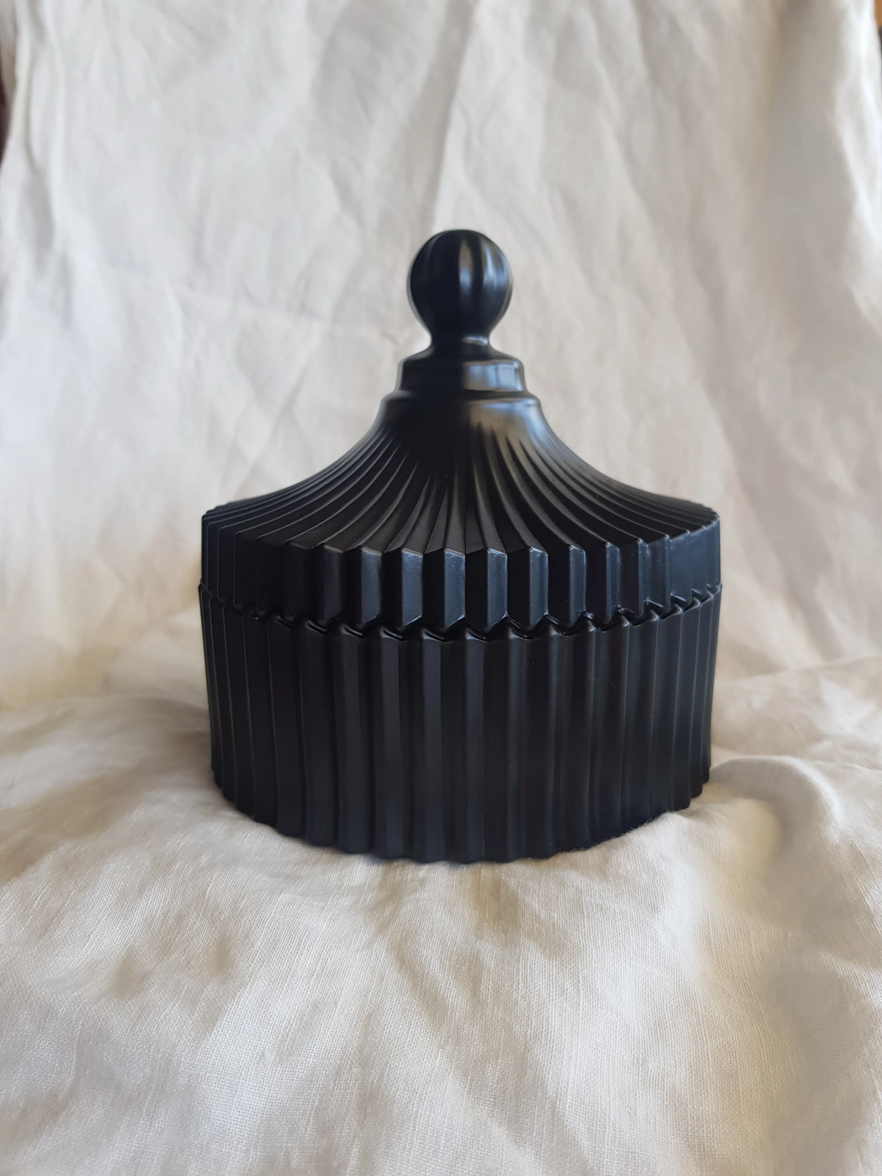 Cove Collection - Carousel Candle Black Barcelona