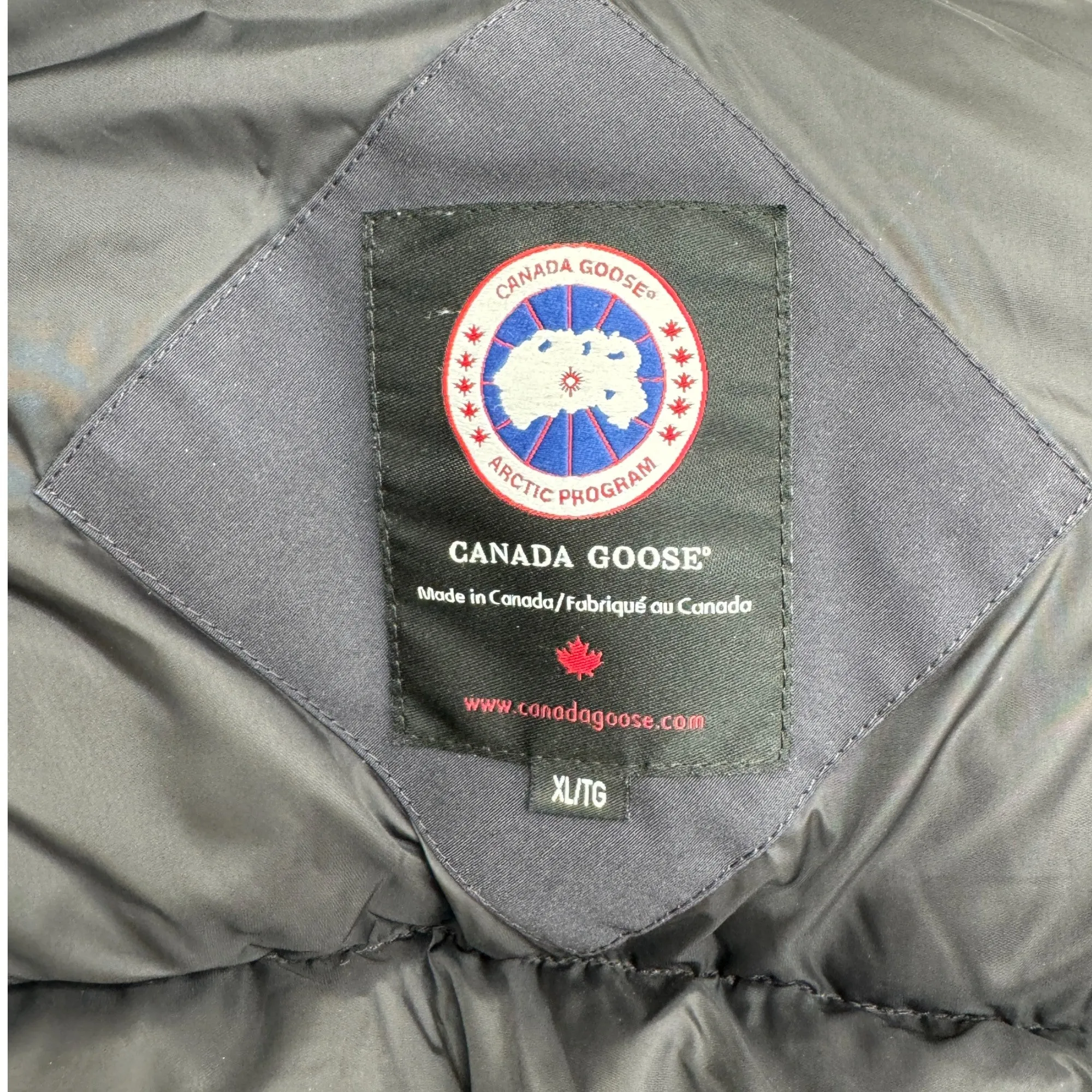 Men's Chilliwack Bomber Down Jacket Black Size XL