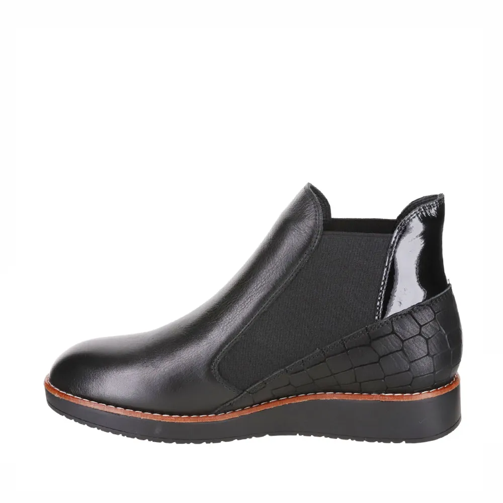 RALLY - Black Croc Patent