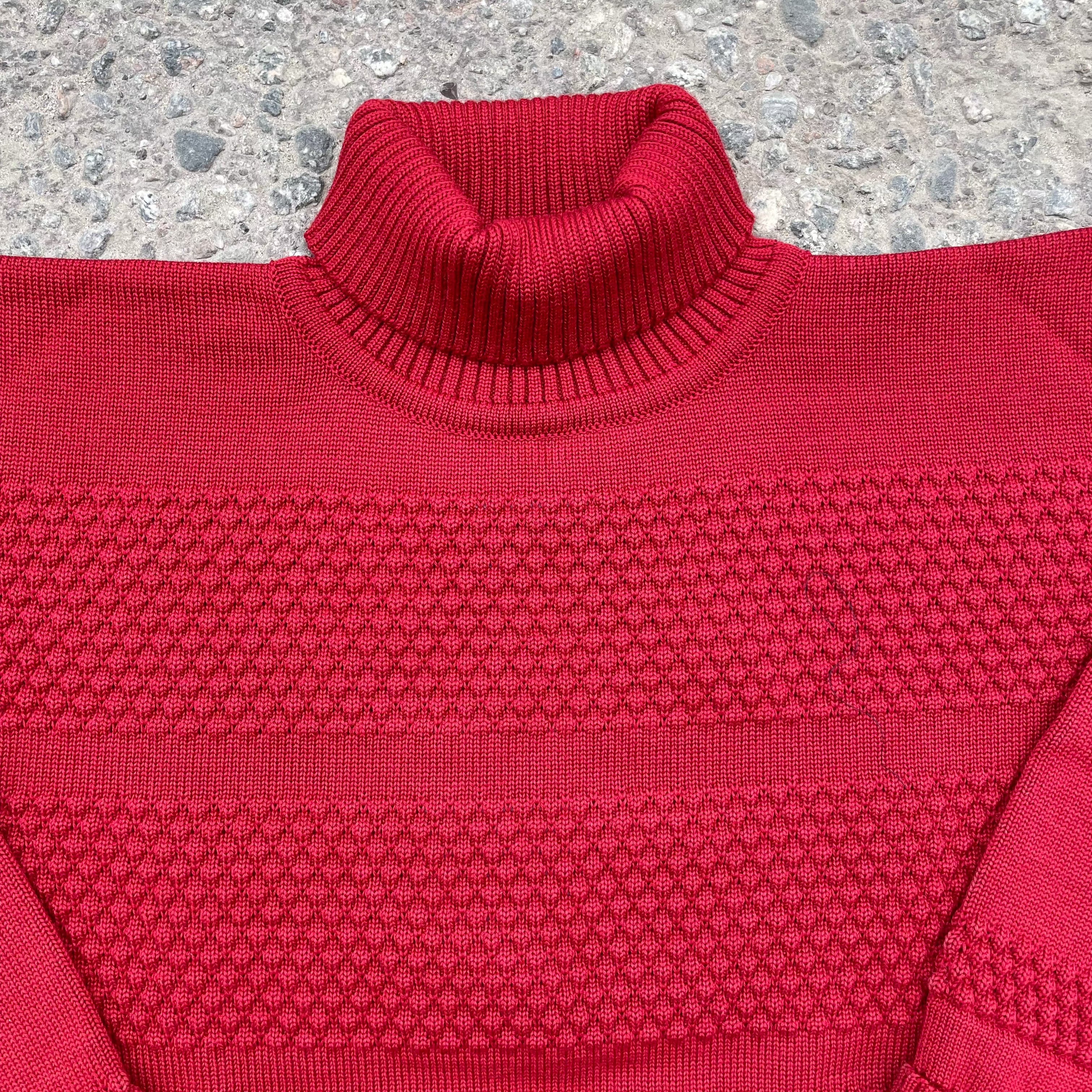 SNS - Fisherman Sweater (Dannebrog Red)