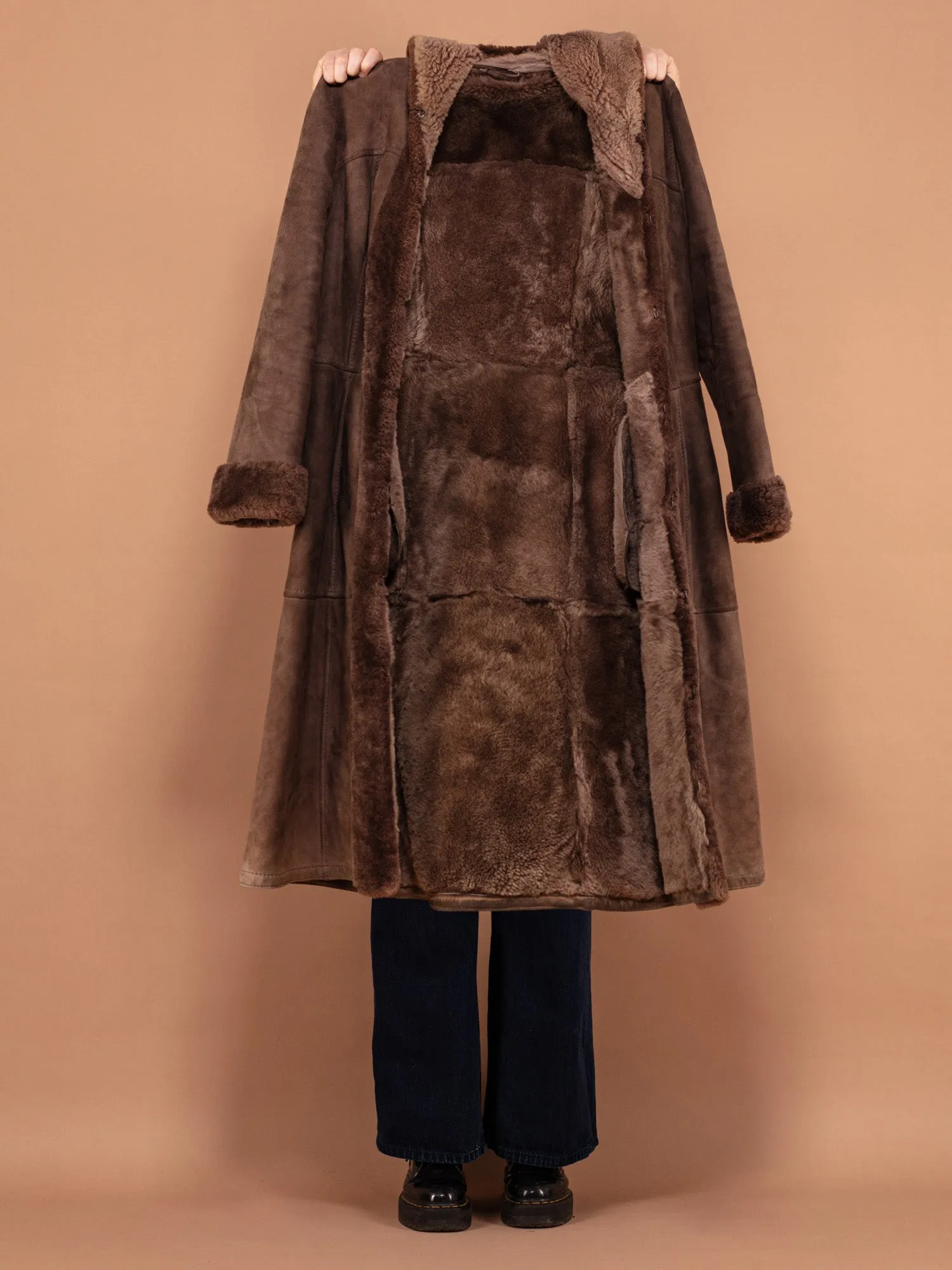 Vintage 70's Women Hooded Sheepskin Coat in Brown