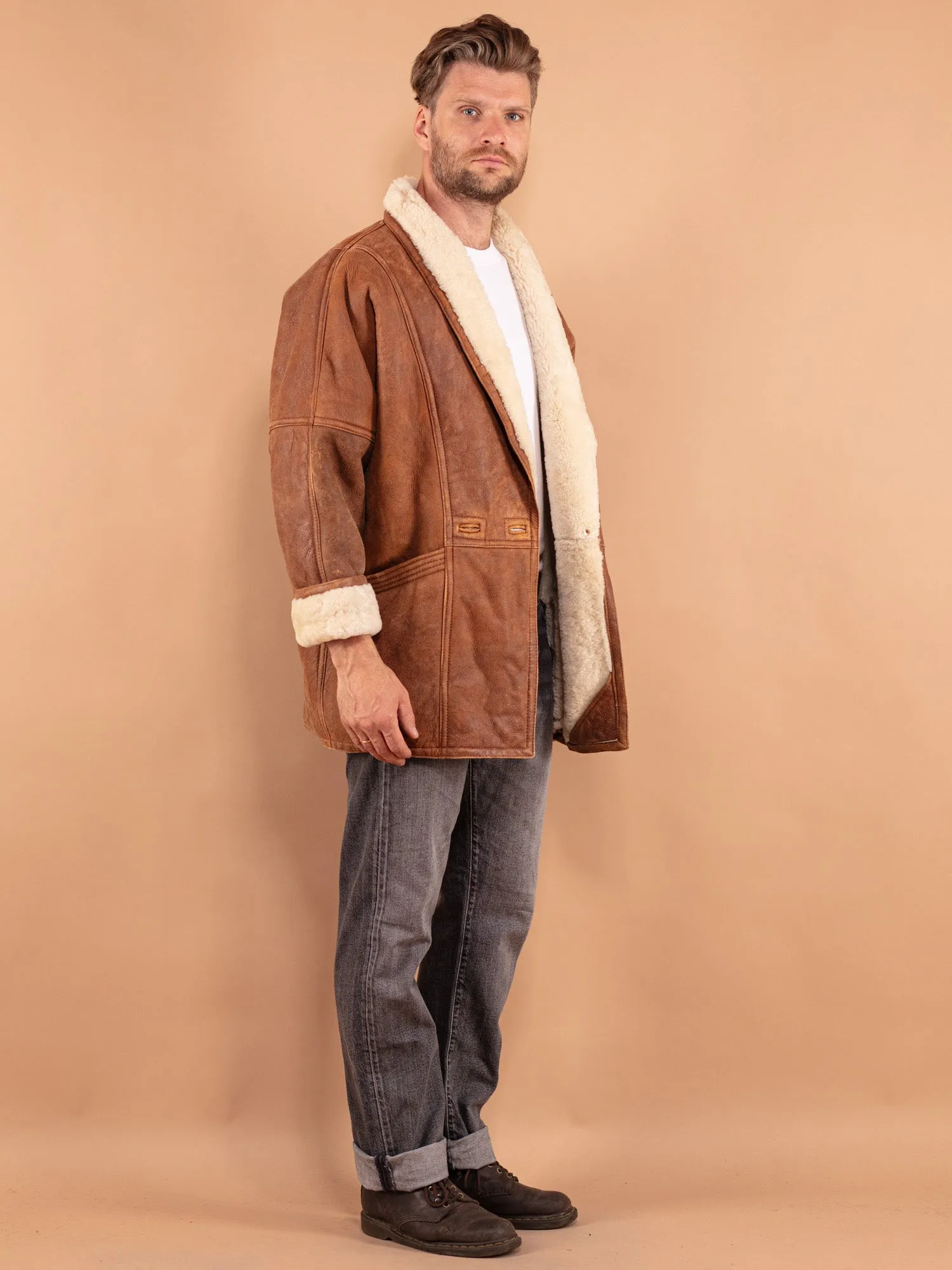 Vintage 80's Men Faded Sheepskin Coat in Brown