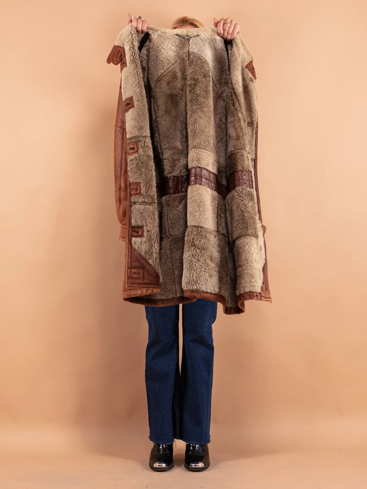 Vintage 80's Women Oversized Sheepskin Coat in Brown