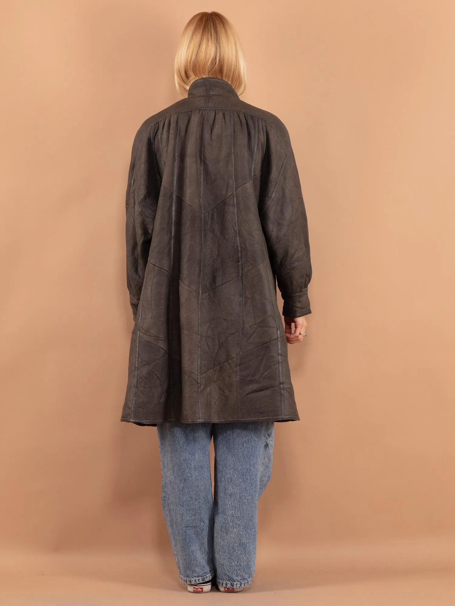 Vintage 80's Women Oversized Sheepskin Coat in Gray