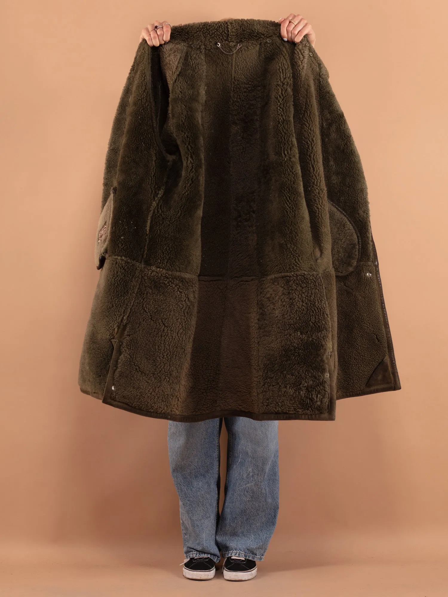 Vintage 80's Women Oversized Sheepskin Coat in Green