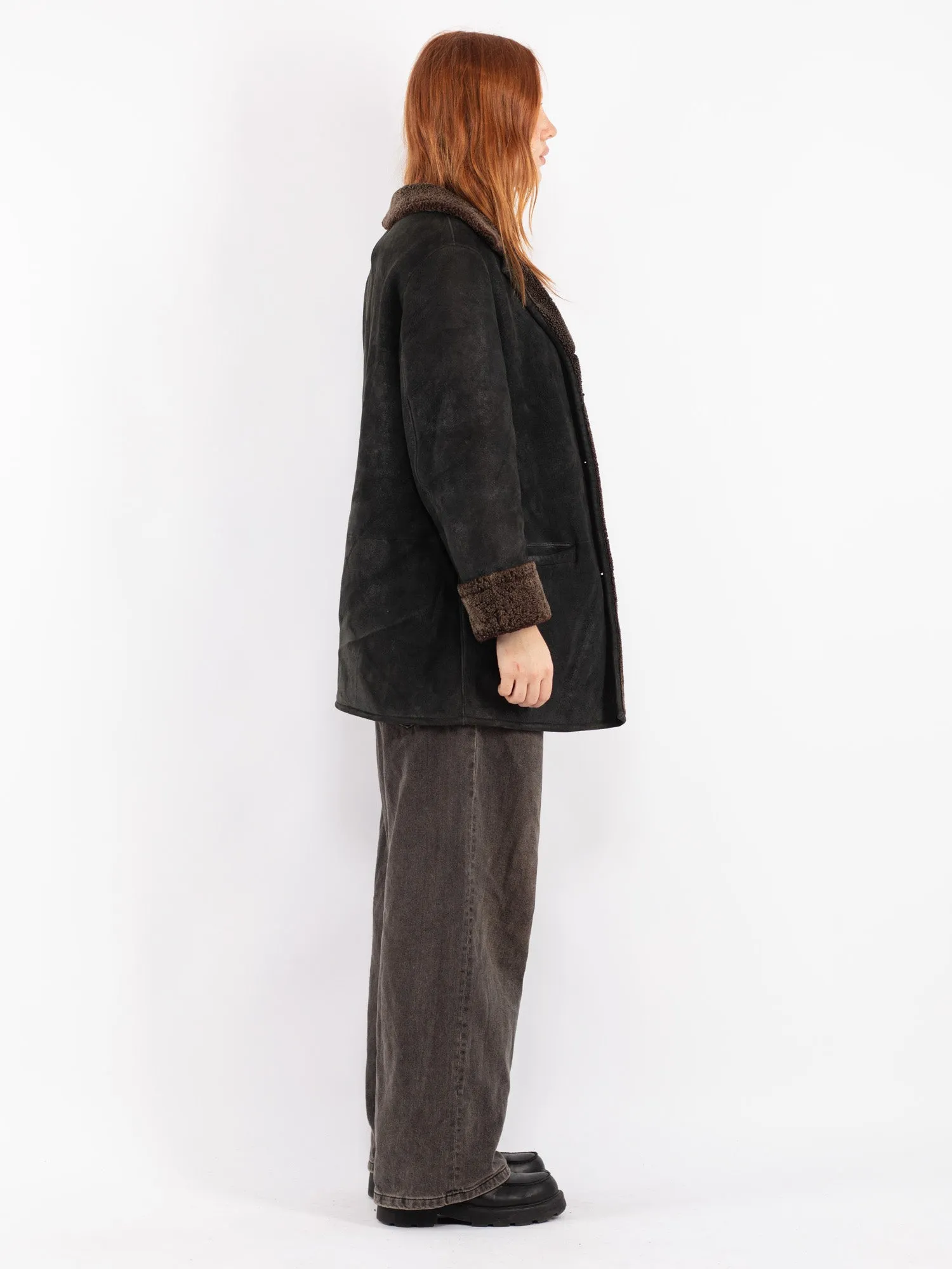 Vintage 90's Women Sheepskin Coat in Black