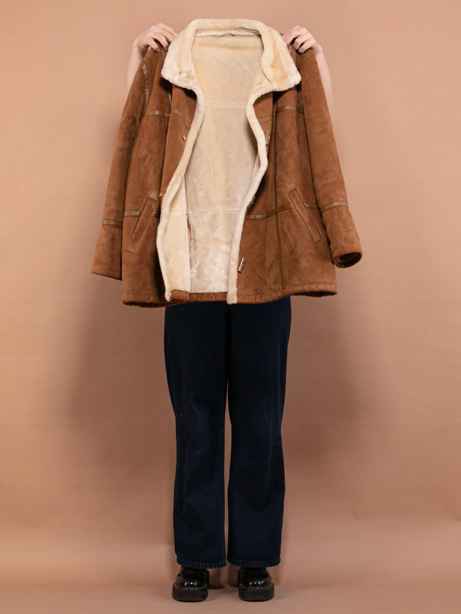 Vintage 90's Women Sherpa Coat in Brown