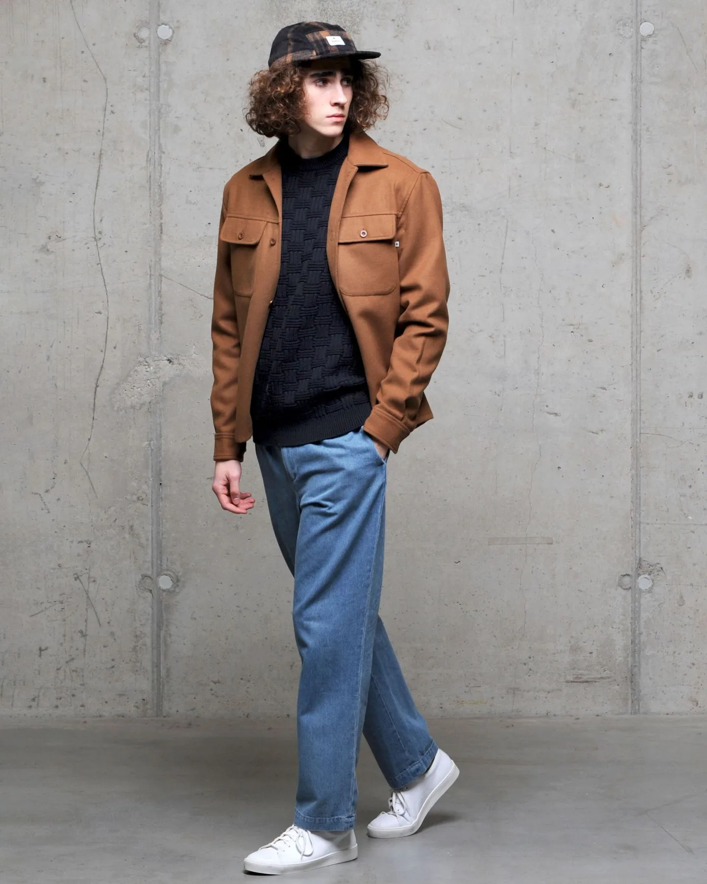 Wemoto Morris Schacket in Brown